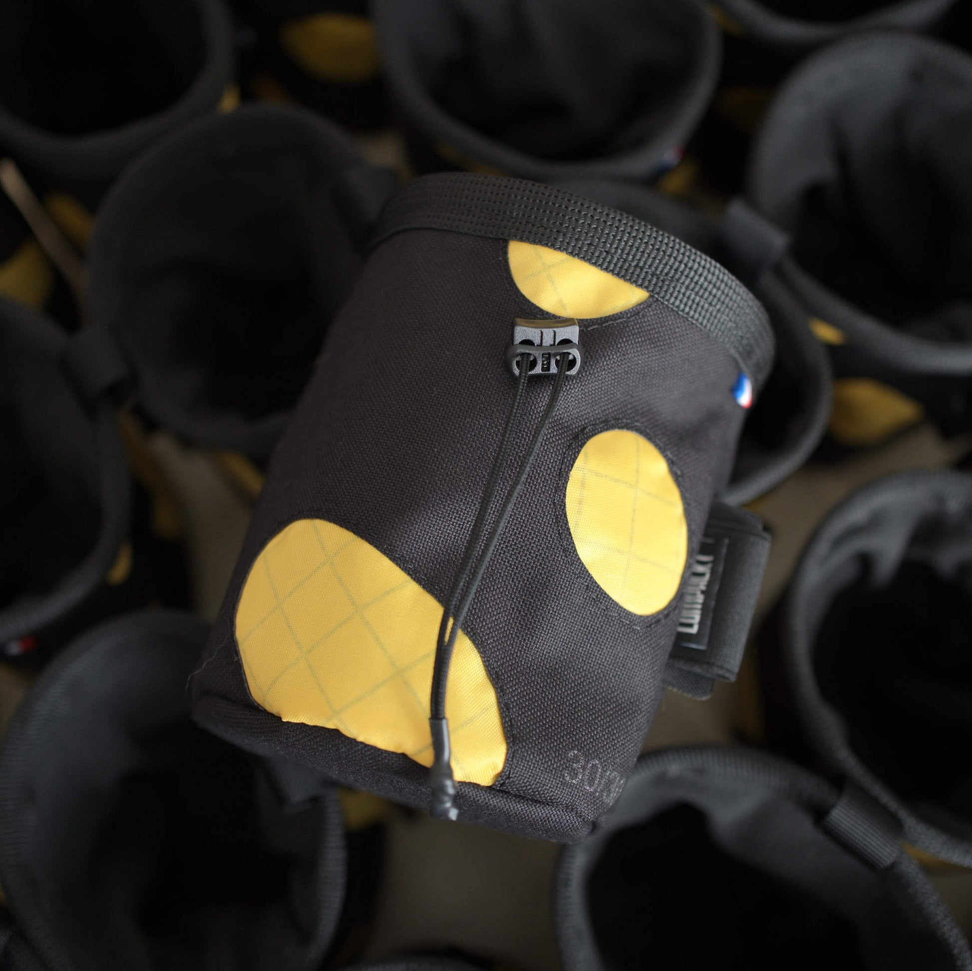 Sac à magnésie en collaboration avec Outside Details